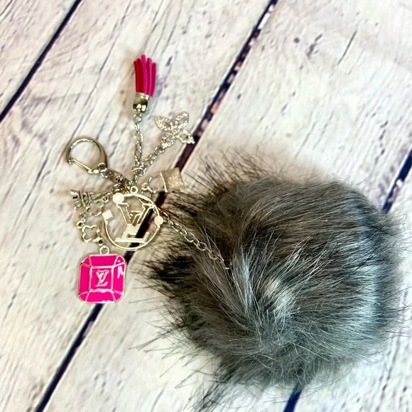 Bag charm or keychain - Picture 2 of 3